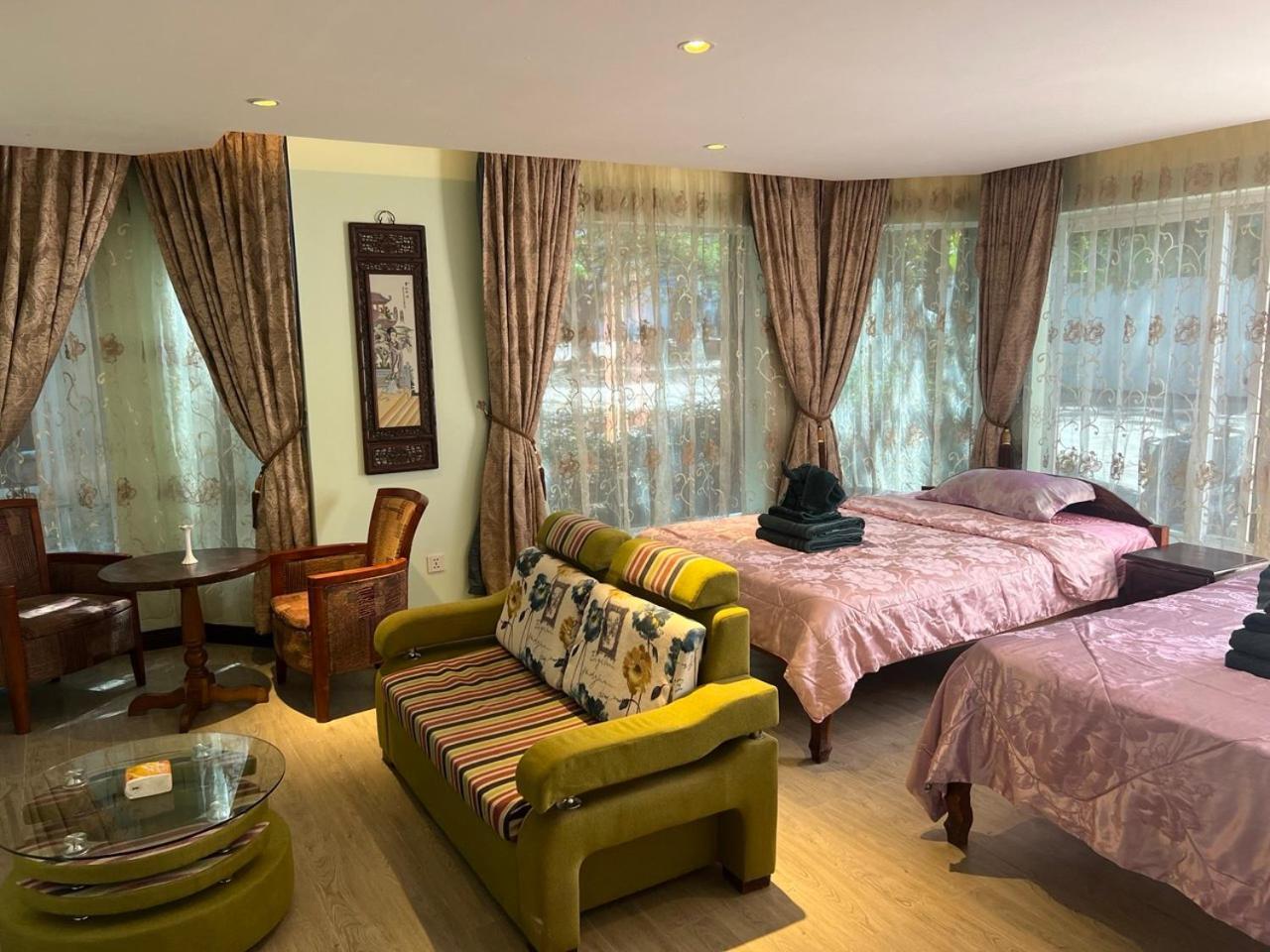 Hawaii Lounge Otel Sihanoukville Dış mekan fotoğraf